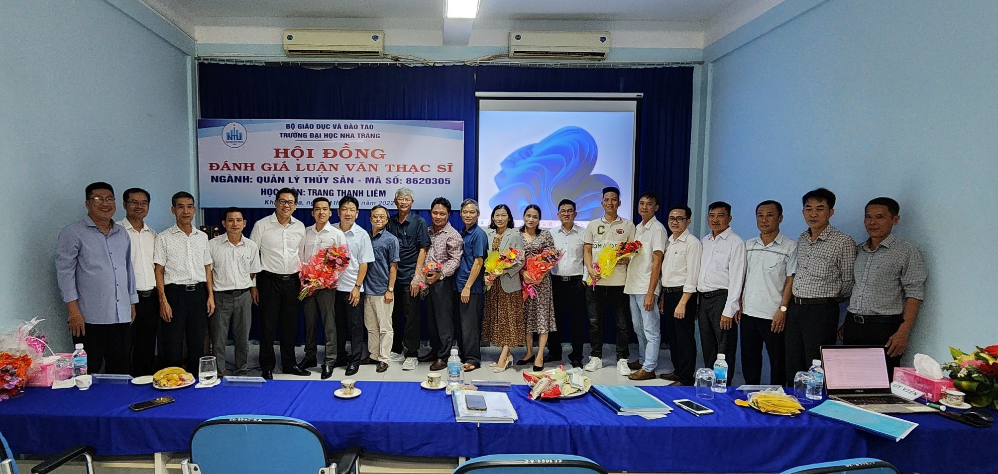 Hội đồng bảo vệ Luận văn Cao học ngành Quản lý thủy sản